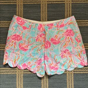 Lilly Pulitzer Scallop Hem Buttercup Shorts